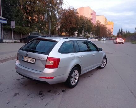 Серый Шкода Октавия, объемом двигателя 1.6 л и пробегом 350 тыс. км за 11500 $, фото 3 на Automoto.ua