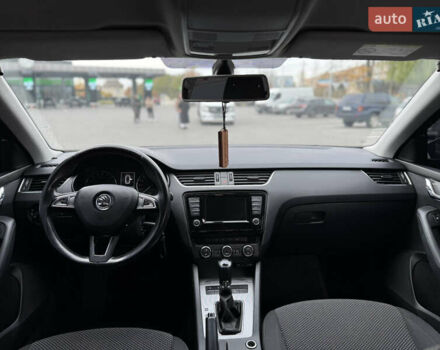 Серый Шкода Октавия, объемом двигателя 2 л и пробегом 224 тыс. км за 12900 $, фото 32 на Automoto.ua