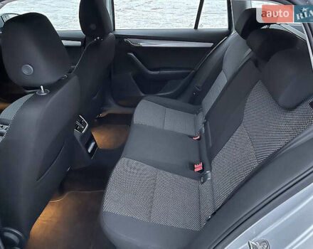 Серый Шкода Октавия, объемом двигателя 1.6 л и пробегом 255 тыс. км за 11600 $, фото 13 на Automoto.ua