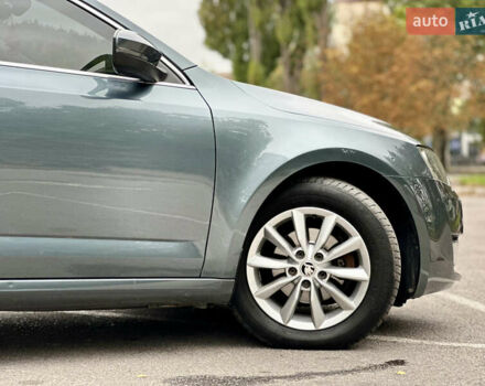 Шкода Октавія 2016 у Вінниці на Automoto.ua Сірий Шкода Октавія, об'ємом двигуна 1.6 л та пробігом 232 тис. км за 11777 $, фото 10 на Automoto.ua