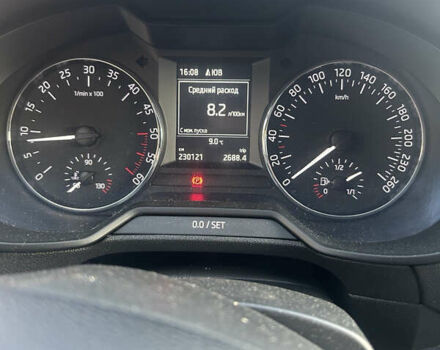 Серый Шкода Октавия, объемом двигателя 1.6 л и пробегом 230 тыс. км за 10700 $, фото 3 на Automoto.ua