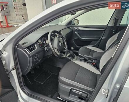 Серый Шкода Октавия, объемом двигателя 1.6 л и пробегом 203 тыс. км за 13900 $, фото 15 на Automoto.ua