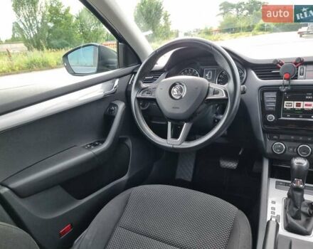 Серый Шкода Октавия, объемом двигателя 1.6 л и пробегом 169 тыс. км за 13000 $, фото 20 на Automoto.ua