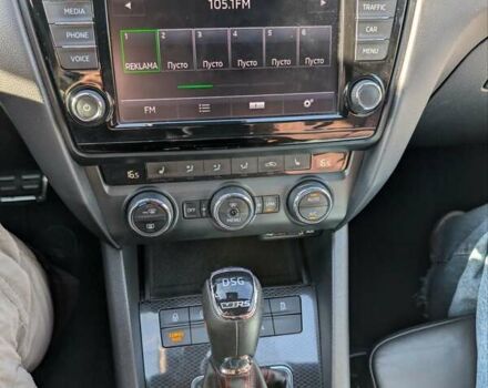 Шкода Октавія 2016 у Александрие на Automoto.ua Сірий Шкода Октавія, об'ємом двигуна 1.97 л та пробігом 212 тис. км за 16900 $, фото 15 на Automoto.ua