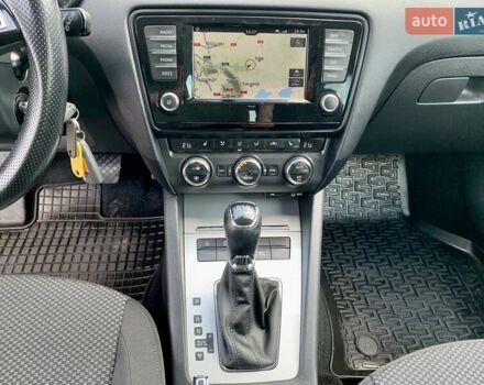 Сірий Шкода Октавія, об'ємом двигуна 1.6 л та пробігом 291 тис. км за 12400 $, фото 17 на Automoto.ua