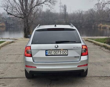 Серый Шкода Октавия, объемом двигателя 2 л и пробегом 270 тыс. км за 13500 $, фото 5 на Automoto.ua