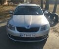 Серый Шкода Октавия, объемом двигателя 1.6 л и пробегом 235 тыс. км за 12800 $, фото 1 на Automoto.ua