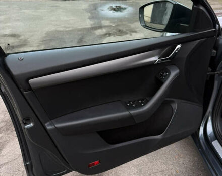 Сірий Шкода Октавія, об'ємом двигуна 2 л та пробігом 210 тис. км за 14900 $, фото 43 на Automoto.ua