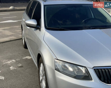 Серый Шкода Октавия, объемом двигателя 1.6 л и пробегом 300 тыс. км за 12000 $, фото 7 на Automoto.ua
