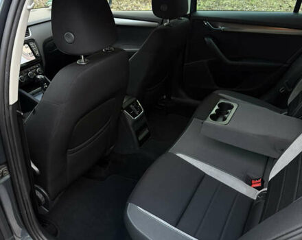 Сірий Шкода Октавія, об'ємом двигуна 2 л та пробігом 210 тис. км за 14900 $, фото 84 на Automoto.ua