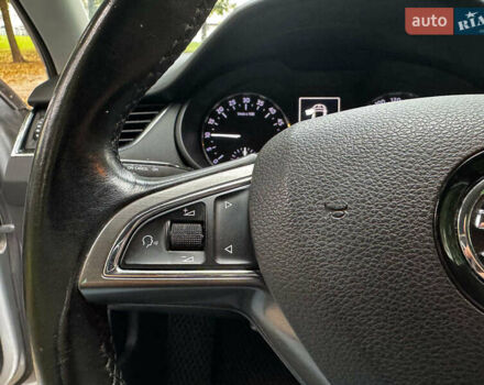 Серый Шкода Октавия, объемом двигателя 2 л и пробегом 307 тыс. км за 12690 $, фото 14 на Automoto.ua