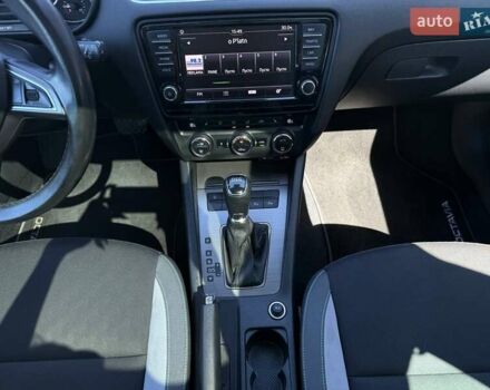 Шкода Октавия 2016 в Ровно на Automoto.ua Серый Шкода Октавия, объемом двигателя 2 л и пробегом 231 тыс. км за 15599 $, фото 40 на Automoto.ua