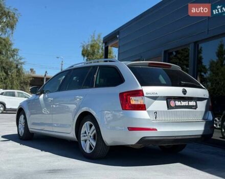 Шкода Октавия 2016 в Ровно на Automoto.ua Серый Шкода Октавия, объемом двигателя 2 л и пробегом 231 тыс. км за 15599 $, фото 3 на Automoto.ua