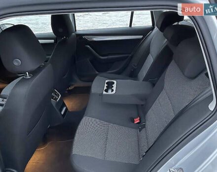 Серый Шкода Октавия, объемом двигателя 1.6 л и пробегом 255 тыс. км за 11600 $, фото 11 на Automoto.ua