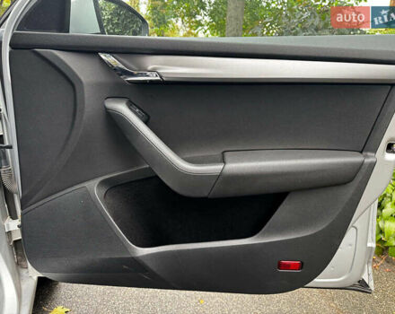 Серый Шкода Октавия, объемом двигателя 2 л и пробегом 307 тыс. км за 12690 $, фото 27 на Automoto.ua