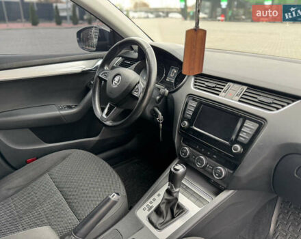 Серый Шкода Октавия, объемом двигателя 2 л и пробегом 224 тыс. км за 12900 $, фото 38 на Automoto.ua