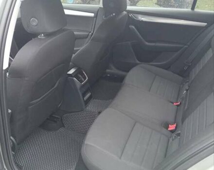 Серый Шкода Октавия, объемом двигателя 1.6 л и пробегом 255 тыс. км за 11500 $, фото 7 на Automoto.ua