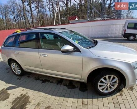 Сірий Шкода Октавія, об'ємом двигуна 1.6 л та пробігом 206 тис. км за 10100 $, фото 4 на Automoto.ua