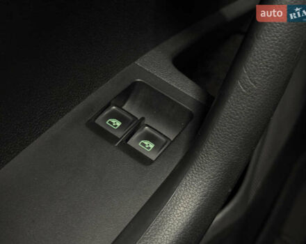 Серый Шкода Октавия, объемом двигателя 0 л и пробегом 191 тыс. км за 12999 $, фото 21 на Automoto.ua