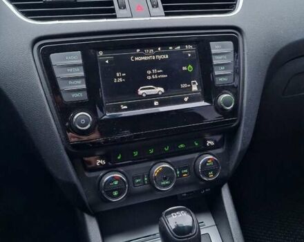 Серый Шкода Октавия, объемом двигателя 2 л и пробегом 270 тыс. км за 13500 $, фото 12 на Automoto.ua