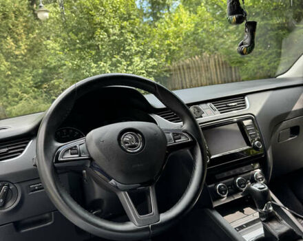 Серый Шкода Октавия, объемом двигателя 1.6 л и пробегом 241 тыс. км за 12500 $, фото 16 на Automoto.ua