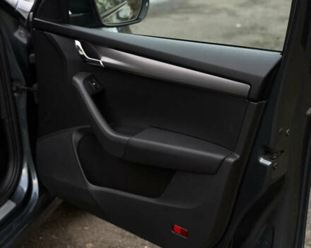 Сірий Шкода Октавія, об'ємом двигуна 2 л та пробігом 210 тис. км за 14900 $, фото 115 на Automoto.ua