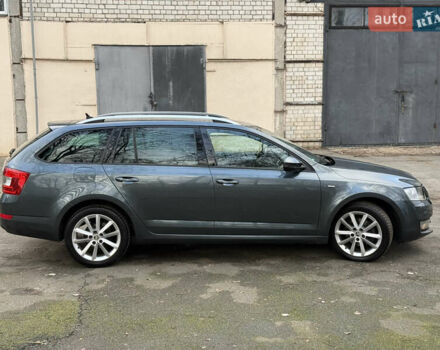 Сірий Шкода Октавія, об'ємом двигуна 2 л та пробігом 210 тис. км за 14900 $, фото 6 на Automoto.ua
