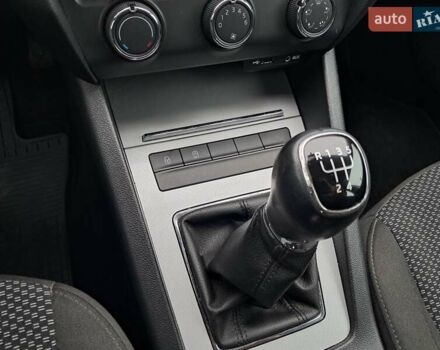 Сірий Шкода Октавія, об'ємом двигуна 1.6 л та пробігом 235 тис. км за 10300 $, фото 19 на Automoto.ua