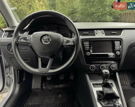 Серый Шкода Октавия, объемом двигателя 1.6 л и пробегом 241 тыс. км за 12500 $, фото 37 на Automoto.ua