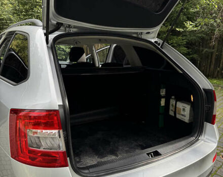 Серый Шкода Октавия, объемом двигателя 1.6 л и пробегом 241 тыс. км за 12500 $, фото 27 на Automoto.ua