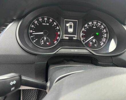 Серый Шкода Октавия, объемом двигателя 2 л и пробегом 315 тыс. км за 12800 $, фото 6 на Automoto.ua