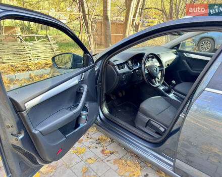 Сірий Шкода Октавія, об'ємом двигуна 1.97 л та пробігом 255 тис. км за 12700 $, фото 12 на Automoto.ua