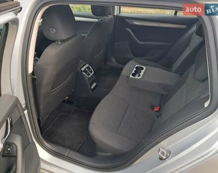 Серый Шкода Октавия, объемом двигателя 1.6 л и пробегом 240 тыс. км за 11300 $, фото 7 на Automoto.ua