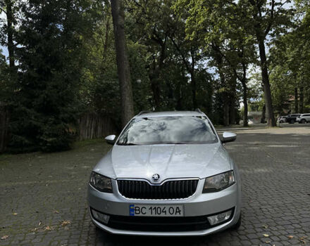 Серый Шкода Октавия, объемом двигателя 1.6 л и пробегом 241 тыс. км за 12500 $, фото 2 на Automoto.ua