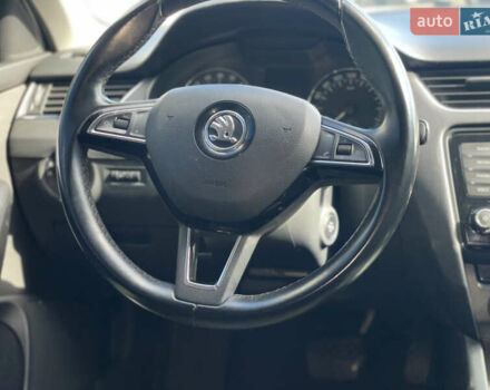 Серый Шкода Октавия, объемом двигателя 1.6 л и пробегом 300 тыс. км за 12000 $, фото 6 на Automoto.ua