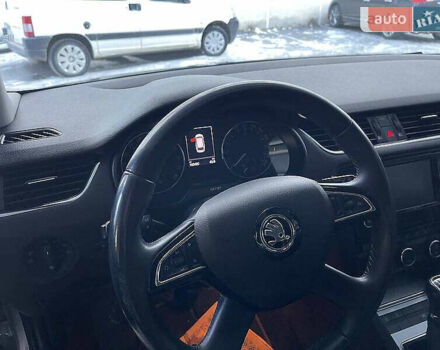 Серый Шкода Октавия, объемом двигателя 1.6 л и пробегом 255 тыс. км за 11600 $, фото 2 на Automoto.ua