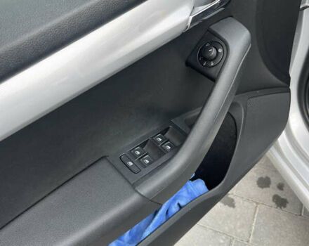 Шкода Октавія 2016 у Тернополі на Automoto.ua Сірий Шкода Октавія, об'ємом двигуна 1.6 л та пробігом 215 тис. км за 12500 $, фото 16 на Automoto.ua