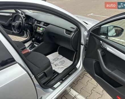 Серый Шкода Октавия, объемом двигателя 2 л и пробегом 315 тыс. км за 12800 $, фото 10 на Automoto.ua