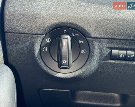 Серый Шкода Октавия, объемом двигателя 1.6 л и пробегом 300 тыс. км за 12000 $, фото 10 на Automoto.ua