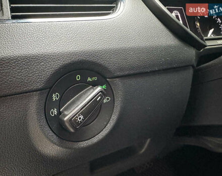 Серый Шкода Октавия, объемом двигателя 2 л и пробегом 307 тыс. км за 12690 $, фото 13 на Automoto.ua