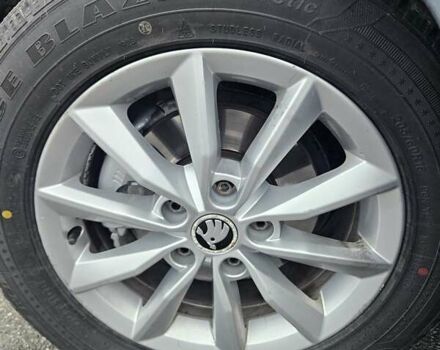 Серый Шкода Октавия, объемом двигателя 1.6 л и пробегом 232 тыс. км за 11200 $, фото 11 на Automoto.ua