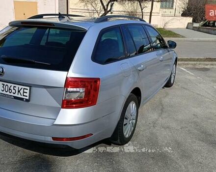 Серый Шкода Октавия, объемом двигателя 1.6 л и пробегом 300 тыс. км за 13000 $, фото 4 на Automoto.ua