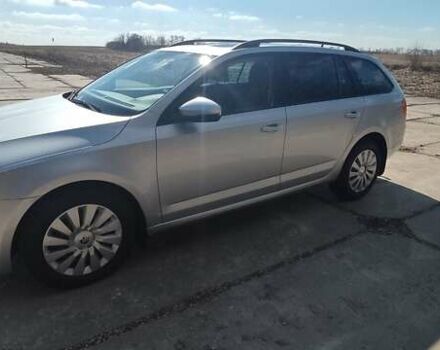 Шкода Октавия 2017 в Лохвице на Automoto.ua Серый Шкода Октавия, объемом двигателя 1.6 л и пробегом 202 тыс. км за 13500 $, фото 6 на Automoto.ua