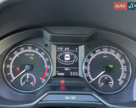 Серый Шкода Октавия, объемом двигателя 2 л и пробегом 190 тыс. км за 20000 $, фото 15 на Automoto.ua