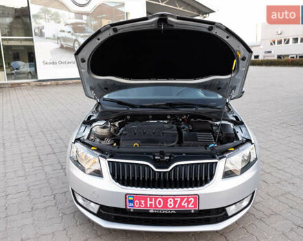 Серый Шкода Октавия, объемом двигателя 1.6 л и пробегом 213 тыс. км за 9800 $, фото 61 на Automoto.ua