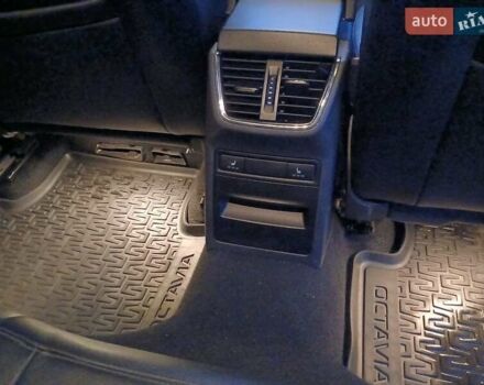 Сірий Шкода Октавія, об'ємом двигуна 1.97 л та пробігом 303 тис. км за 16450 $, фото 17 на Automoto.ua