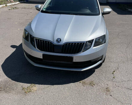 Серый Шкода Октавия, объемом двигателя 2 л и пробегом 190 тыс. км за 20000 $, фото 1 на Automoto.ua