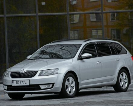 Сірий Шкода Октавія, об'ємом двигуна 2 л та пробігом 143 тис. км за 12300 $, фото 4 на Automoto.ua