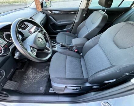 Серый Шкода Октавия, объемом двигателя 2 л и пробегом 305 тыс. км за 14700 $, фото 4 на Automoto.ua