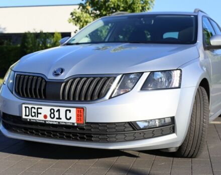 Шкода Октавия 2017 в Мукачеве на Automoto.ua Серый Шкода Октавия, объемом двигателя 1.6 л и пробегом 236 тыс. км за 12799 $, фото 12 на Automoto.ua